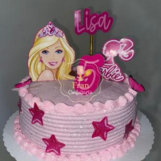 Bolo de doce de leite com nozes