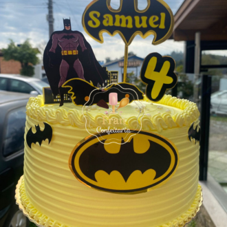 Bolo de coco com doce de leite