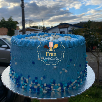 Bolo de abacaxi com coco